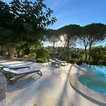 Encantada Privat bolig Nîmes