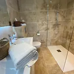 Encantada Nîmes
