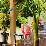 Encantada Privat bolig Nîmes