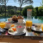 Homestay Encantada Nimes