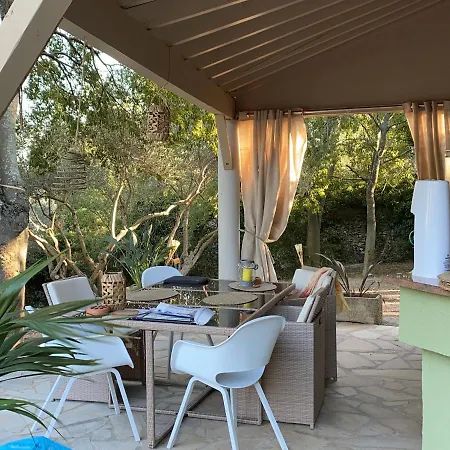 Rum i privatbostad Encantada Nîmes